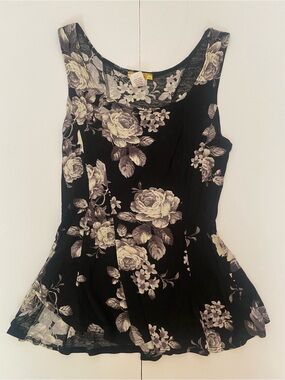Y2K Finesse floral peplum tank top